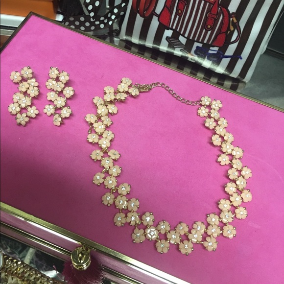 Fashion Jewelry Jewelry - Pink Flower Necklace Set